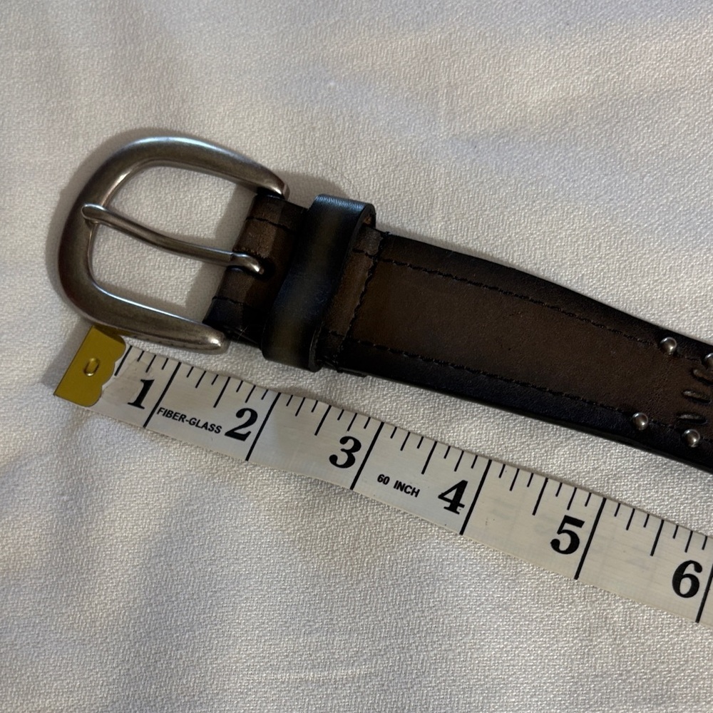 Elegant Vintage Black Leather Belt with Silver Buckle - Size M - Picture 6 of 8